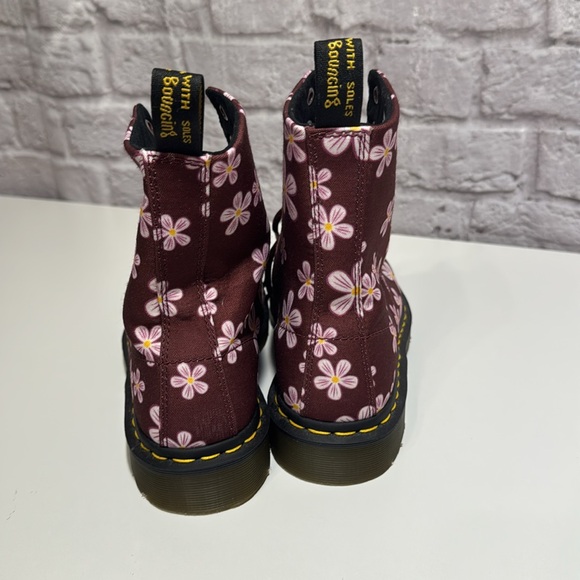 brand new dr. martens - Picture 4 of 10